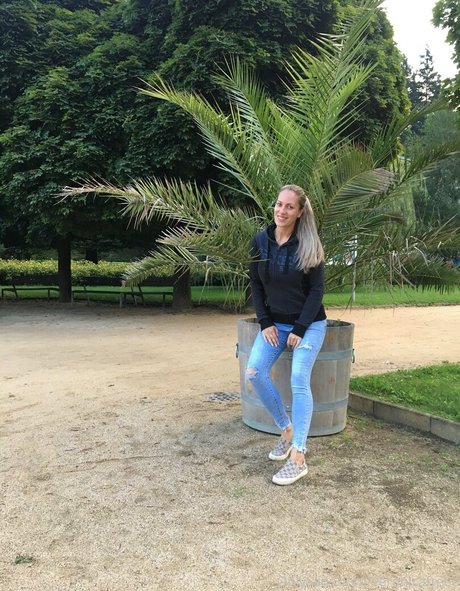 veronicafreee OnlyFans Inhalte