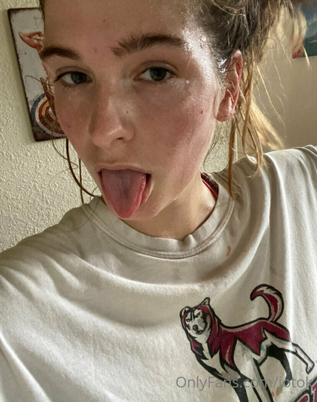 josieplayfulfree OnlyFans Modelfoto