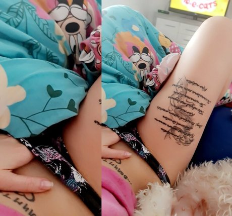 alittlebitpsycho98 OnlyFans OnlyFans