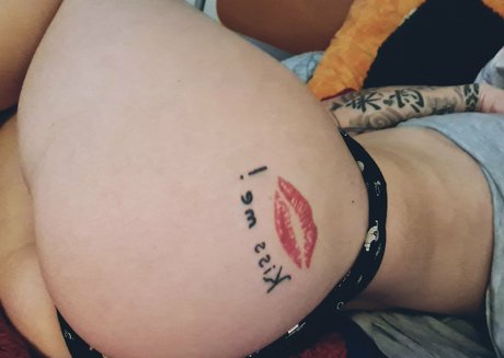alittlebitpsycho98 Nacktbilder von OnlyFans