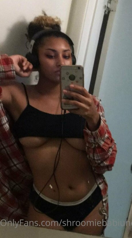 shroomiebabiuncensored Nacktbilder auf OnlyFans