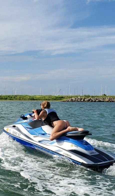 woodsman wife Nacktpornos auf OnlyFans