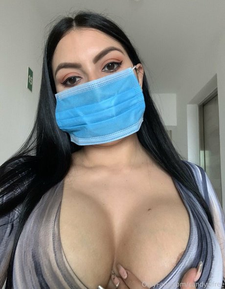 candyw11 OnlyFans geleakte Brüste