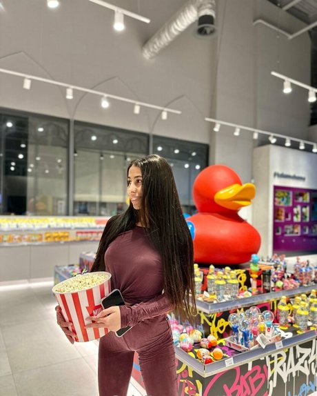 dayana sexy Titten OnlyFans