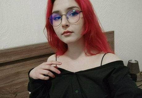 skarleeet OnlyFans-Pornoleak