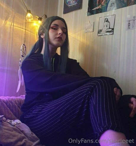 skarleeet OnlyFans Fotos