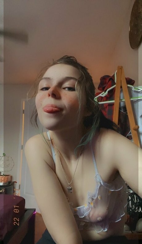 hereliesviolet OnlyFans