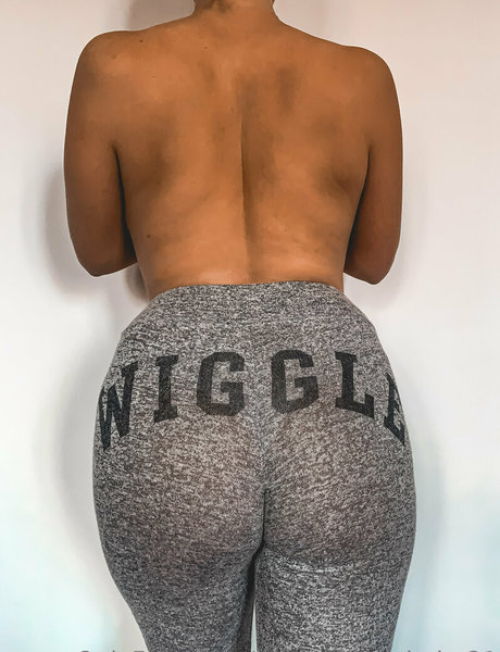 bustyblondebabe21 OnlyFans-Bilder