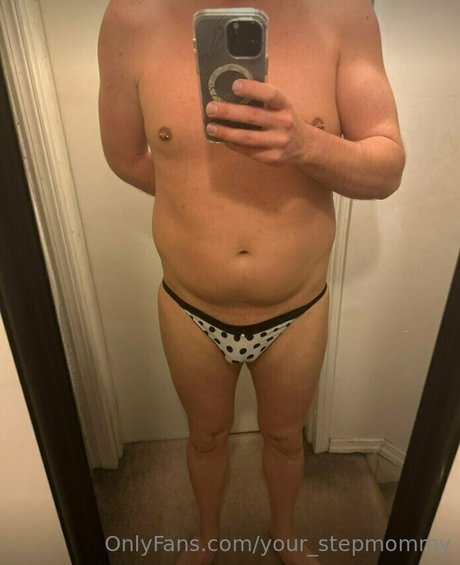 your stepmommy Leaked OnlyFans Bilder