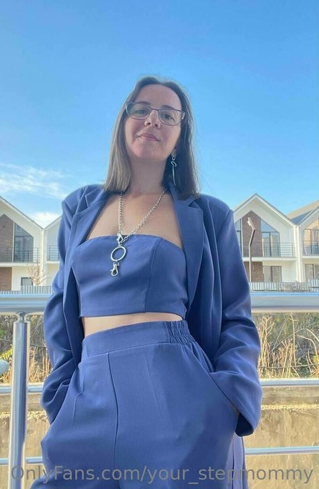 your stepmommy OnlyFans Sex Leaks