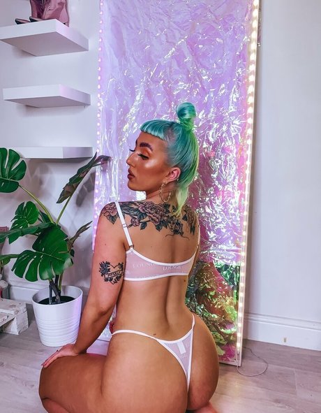 mimialmighty OnlyFans Leaj