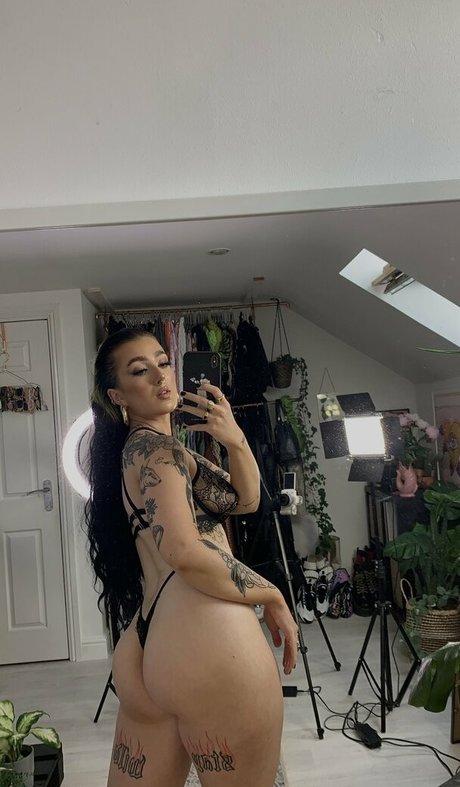 mimialmighty OnlyFans-Leaks