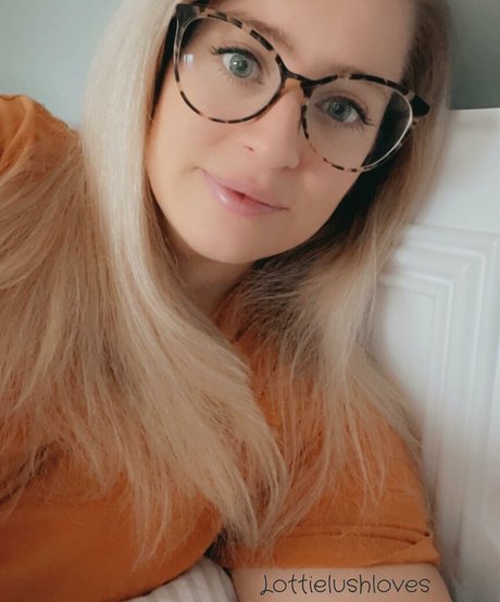 lottielushloves XXX OnlyFans
