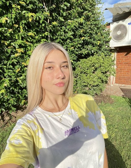 Yami Sanchez Nacktbilder auf OnlyFans