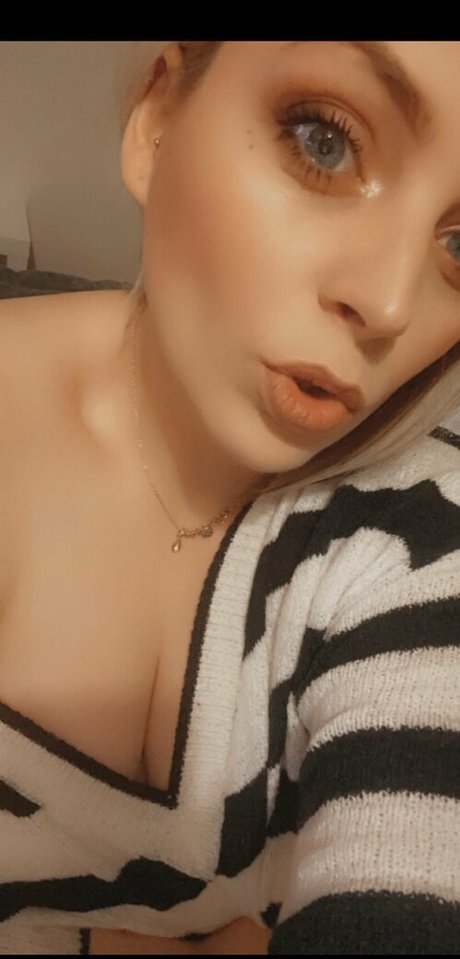 skyemoore OnlyFans Nacktbilder