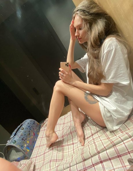 karamelka katvip Nacktbilder von OnlyFans