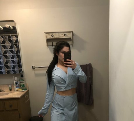 stillende onlyfans sexy Hinter-den-Kulissen