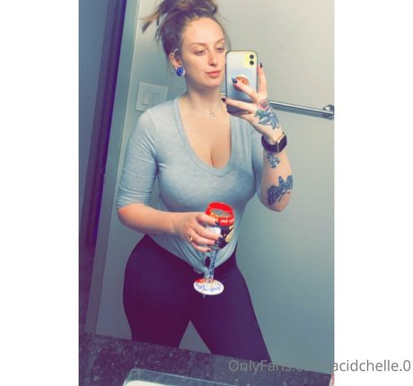 acidchelle 0 OnlyFans geleakte Bilder