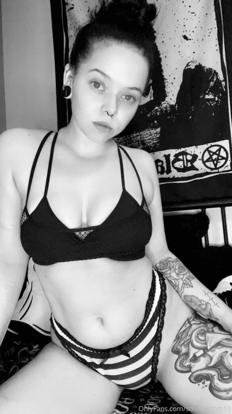 smokewitch13 OnlyFans Inhalte