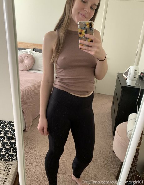 cutestonergirl01 OnlyFans XX