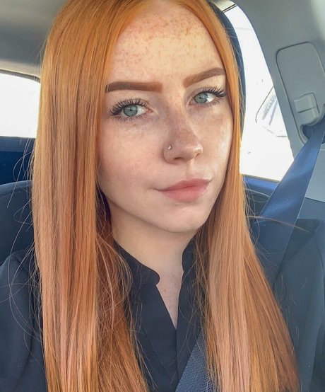 Little miss red XXX Leak OnlyFans Leak