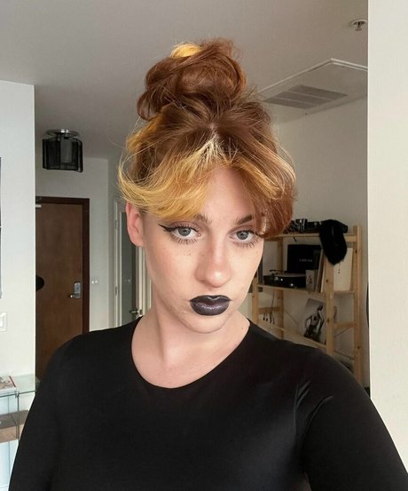 Tati Bruening OnlyFans Leak