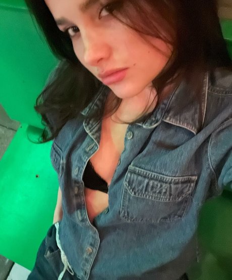 Jules LeBlanc OnlyFans Leak