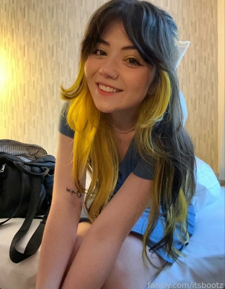 Bootyhaver Leaks von OnlyFans