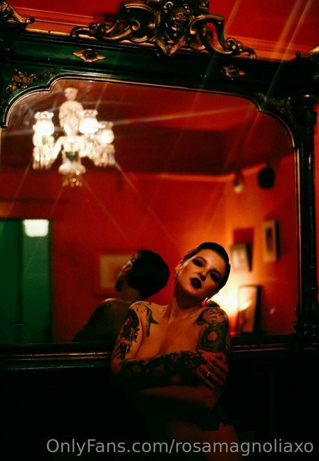 rosamagnoliaxo OnlyFans Nackt