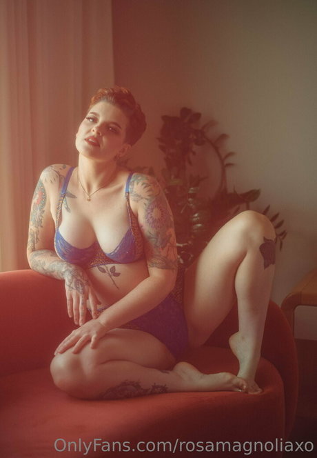 rosamagnoliaxo OnlyFans-Archiv
