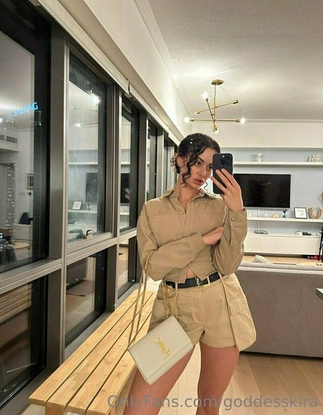 goddesskira Oben ohne OnlyFans