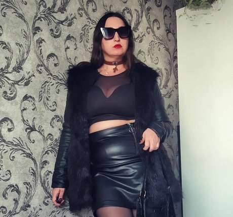 Malinka Nackt auf OnlyFans Leaks