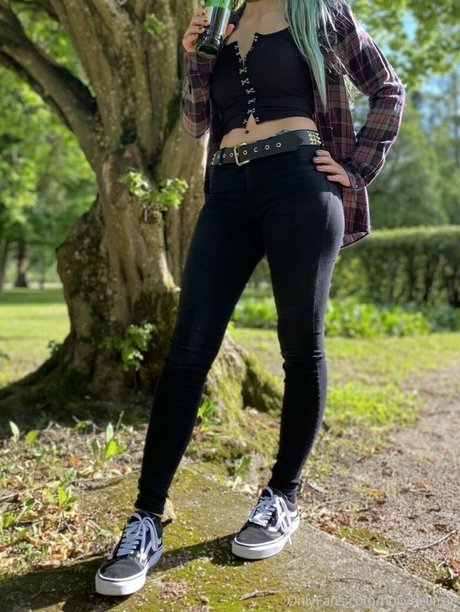 hollyhellfree Leaks von OnlyFans