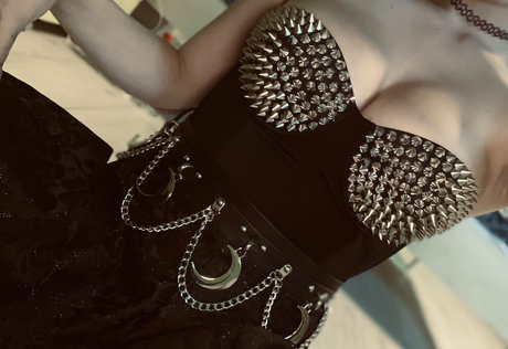 hollyhellfree Nacktbilder von OnlyFans geleakt