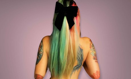 hollyhellfree Profilbild