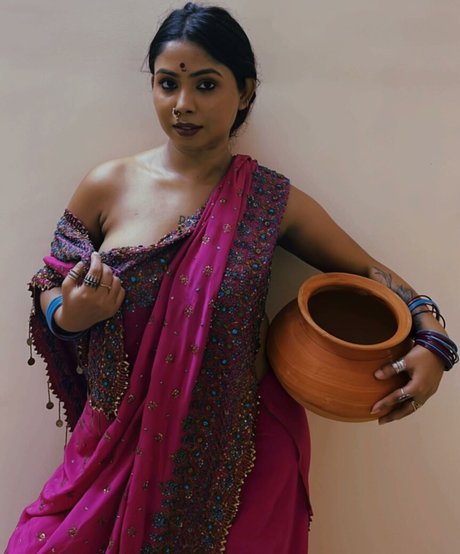 bhindeshitara OnlyFans Nacktbilder