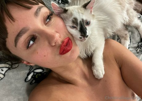 christinasage OnlyFans Lesbisch