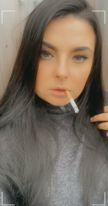 scarletjames301 OnlyFans Bilder