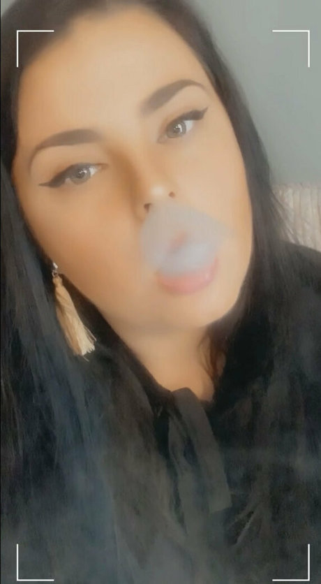 scarletjames301 OnlyFans geleakte Brüste