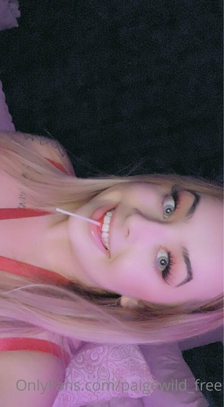paigewild free OnlyFans Striptease