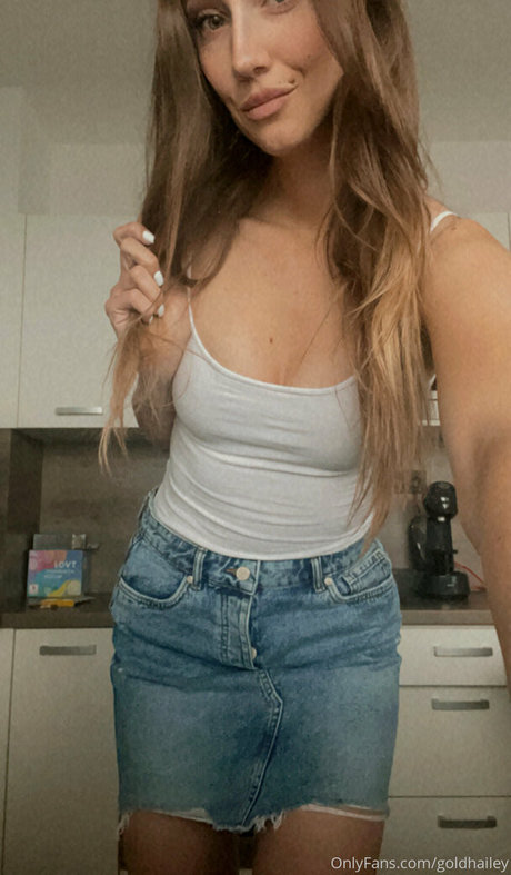 goldhailey OnlyFans Gratis-Inhalte
