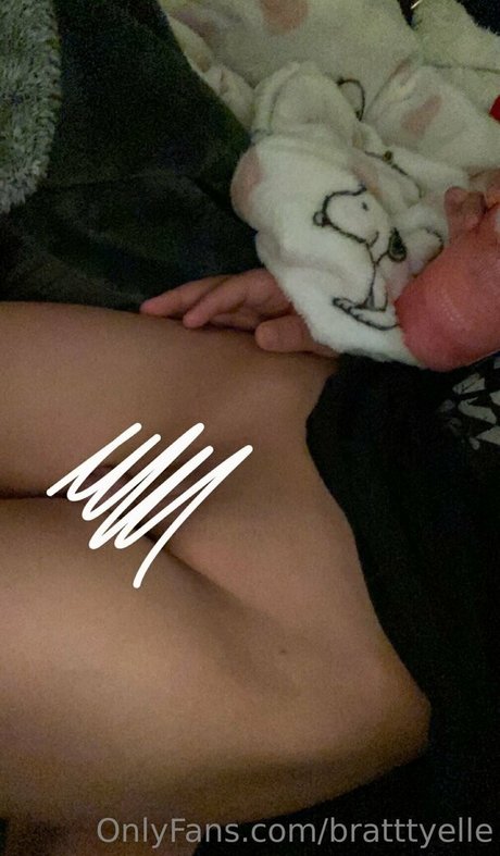 bratttyelle Nacktbilder auf OnlyFans