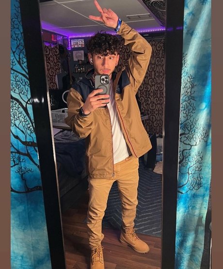 pablx sanchez OnlyFans-Post