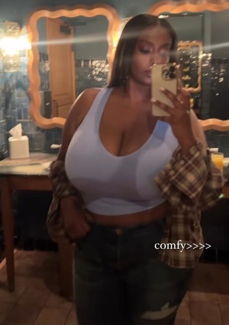 Marta Ethio OnlyFans Striptease