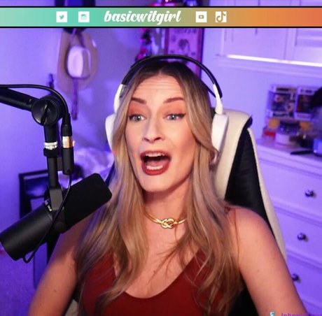 BasicWitGirl OnlyFans kostenlos geleakt