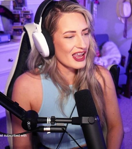 BasicWitGirl OnlyFans Nackt Leaks