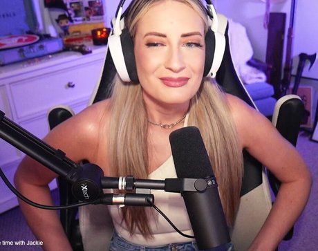 BasicWitGirl Nackt Leaks OnlyFans