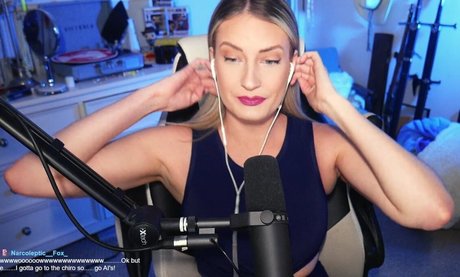 BasicWitGirl NurlyFans-Brüste