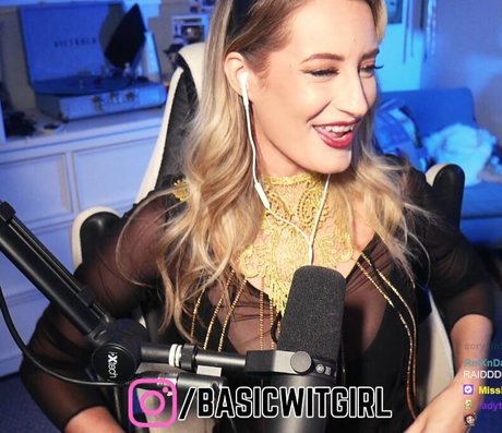 BasicWitGirl OnlyFans