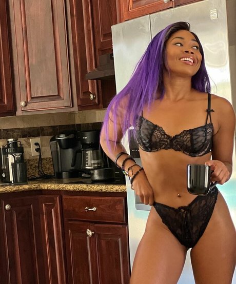 Ariane Andrew Nacktbilder geleakt OnlyFans geleakt